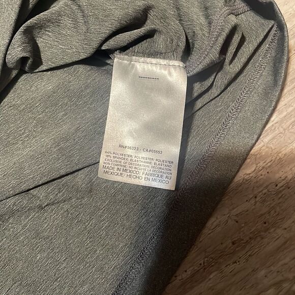 Nike top medium - Picture 3 of 6